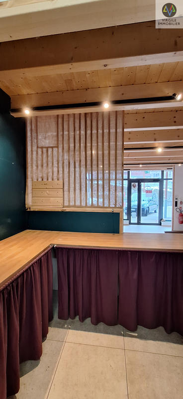 Local commercial - 73 m²