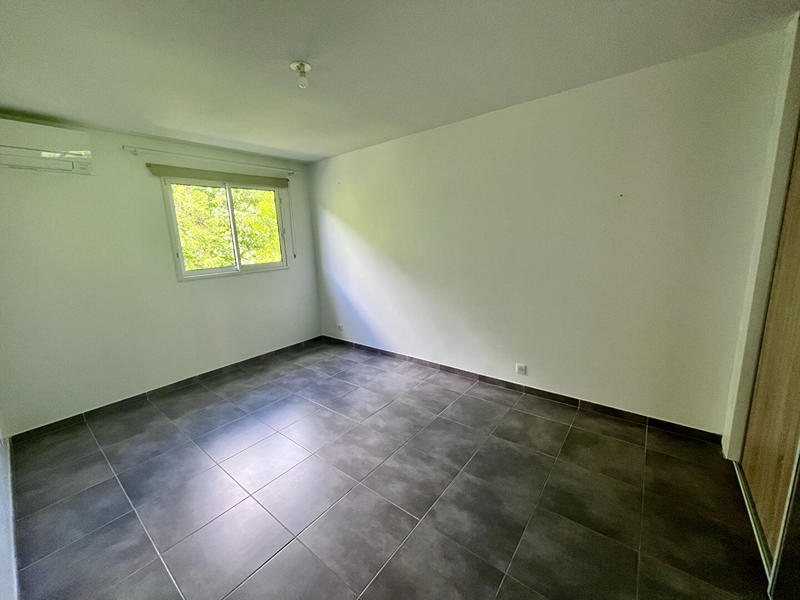 Appartement - 83 m² - 3 pièces