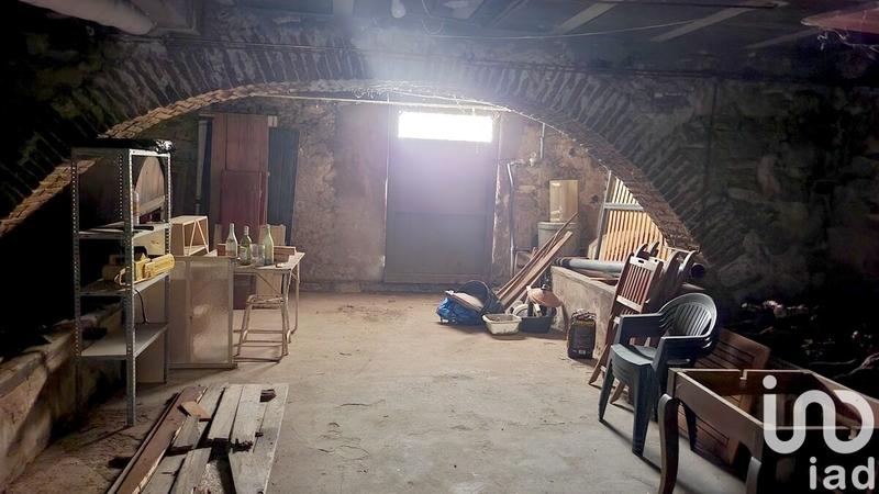 Maison - 180 m² - 5 pièces