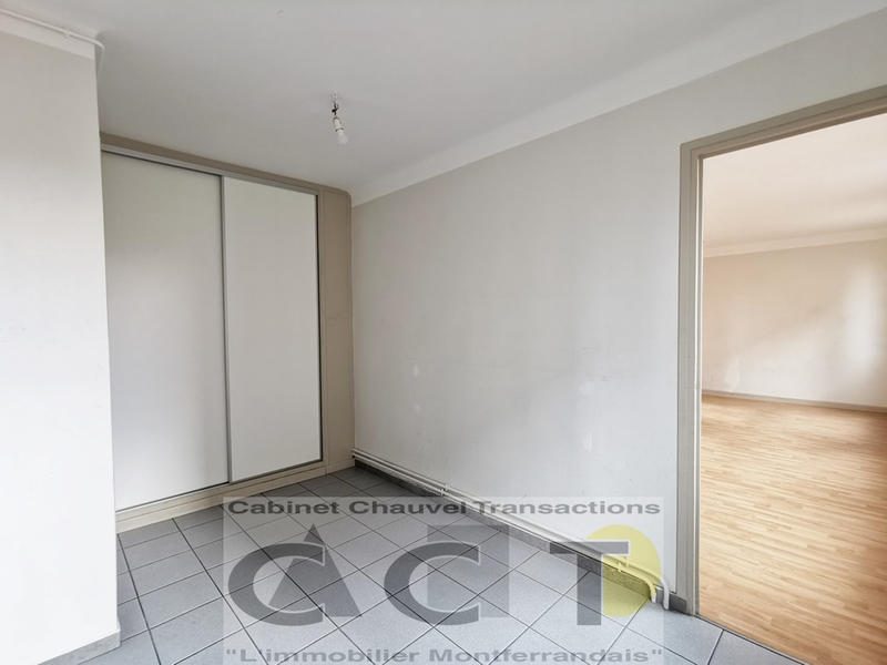 Appartement - 102 m² - 5 pièces