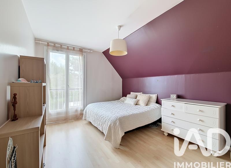 Maison - 235 m² - 8 pièces