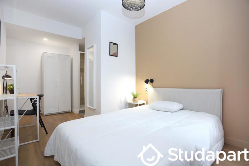 Chambre - 14 m² - 1 pièce