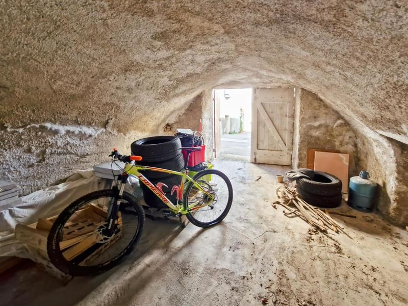 Maison de village - 37 m² - 1 pièce