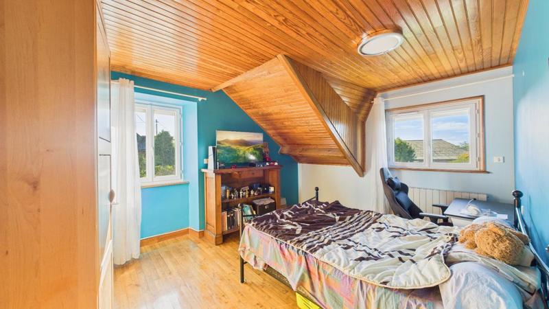 Propriété - 165 m² - 6 pièces