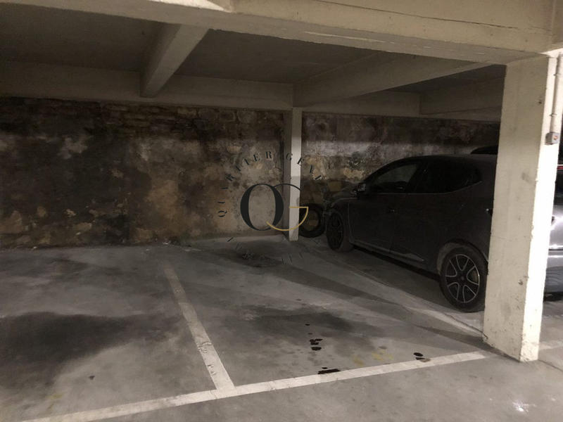 Parking / Garage - 12 m²