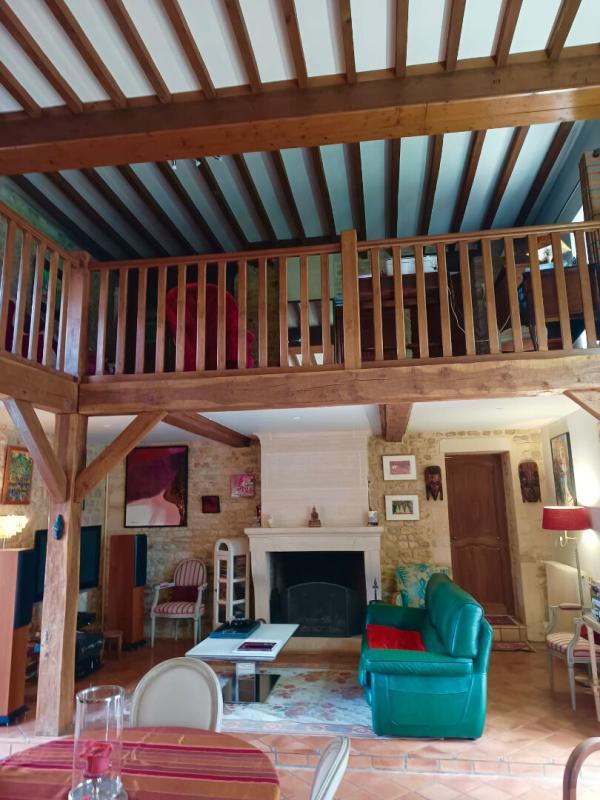 Maison - 220 m² - 8 pièces