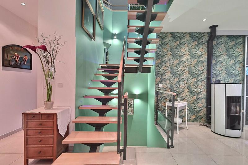 Maison - 197 m² - 7 pièces