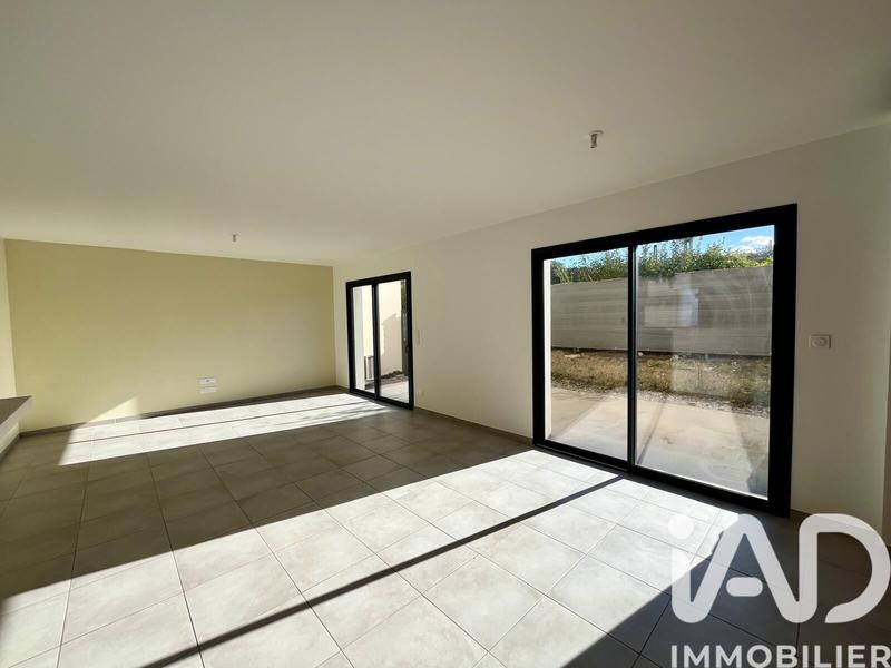 Maison - 106 m² - 4 pièces