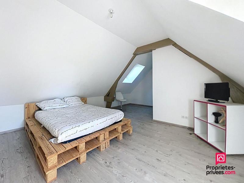 Maison - 185 m² - 7 pièces