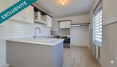 Maison - 151 m² - 8 pièces