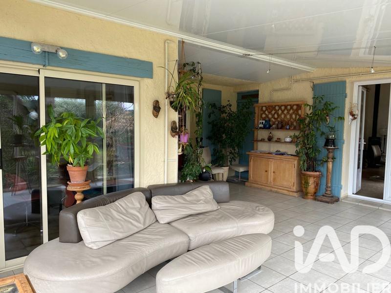 Maison - 212 m² - 9 pièces