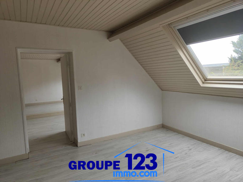 Maison - 253 m² - 7 pièces