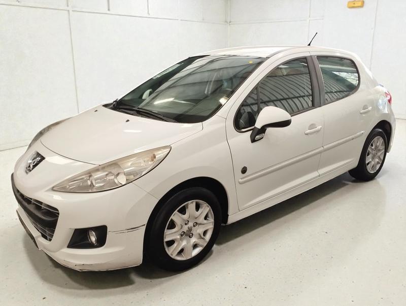 Peugeot 207 1.4 Hdi 70 Urban Move 5p