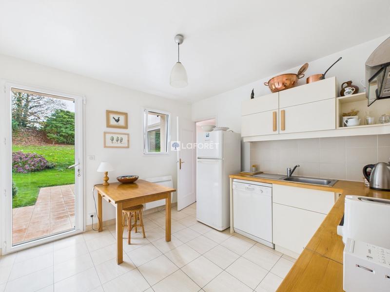 Maison - 179 m² - 5 pièces