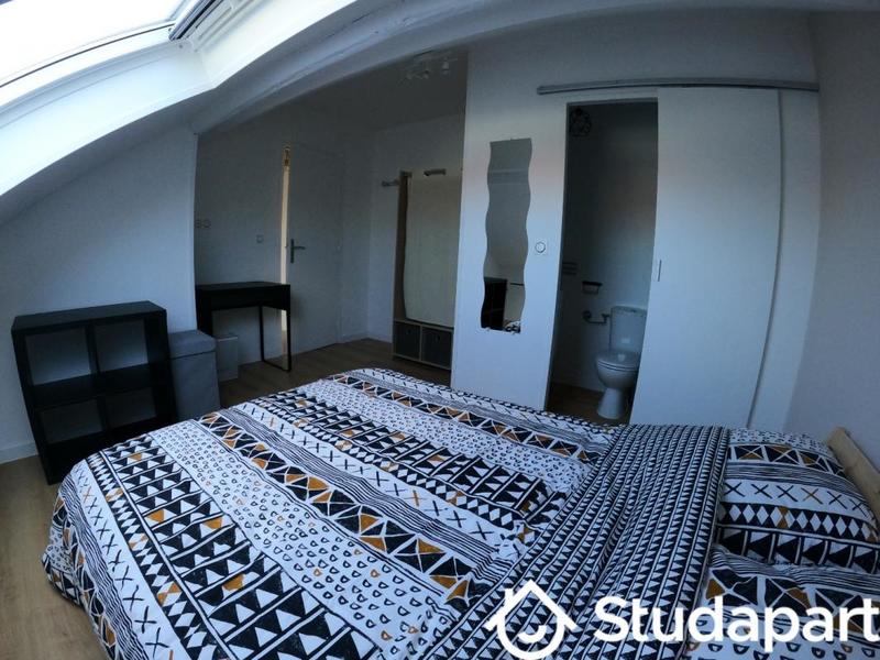 Chambre - 14 m² - 1 pièce