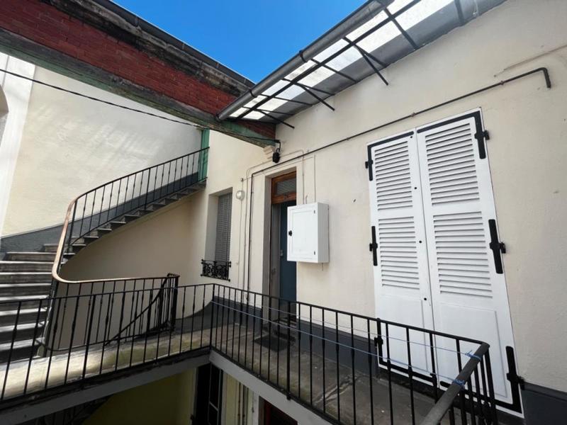 Appartement - 90 m² - 3 pièces