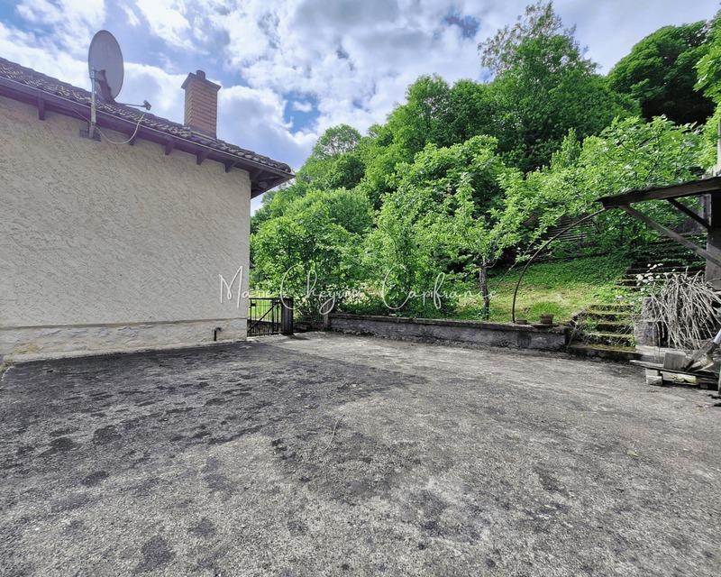 Maison - 137 m² - 5 pièces