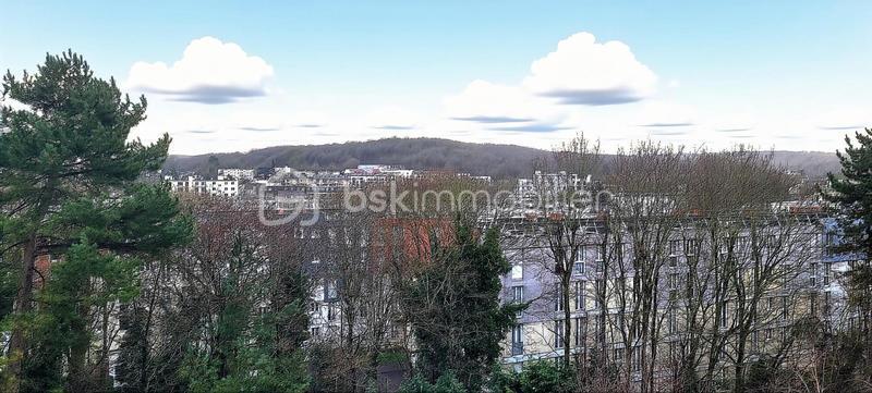 Appartement - 101 m² - 4 pièces