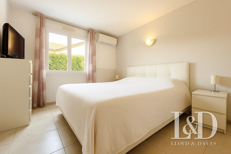 Maison - 192 m² - 6 pièces