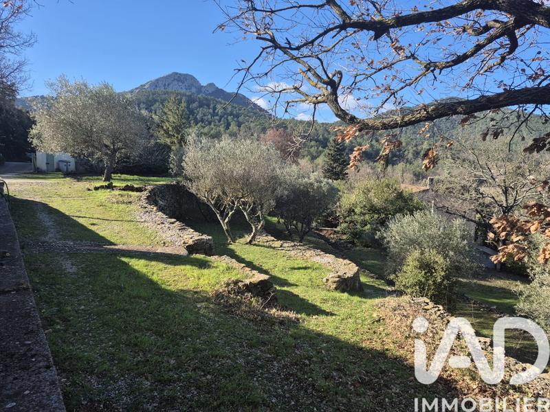 Maison - 103 m² - 5 pièces