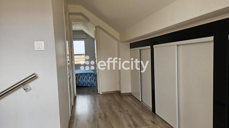 Maison - 165 m² - 7 pièces