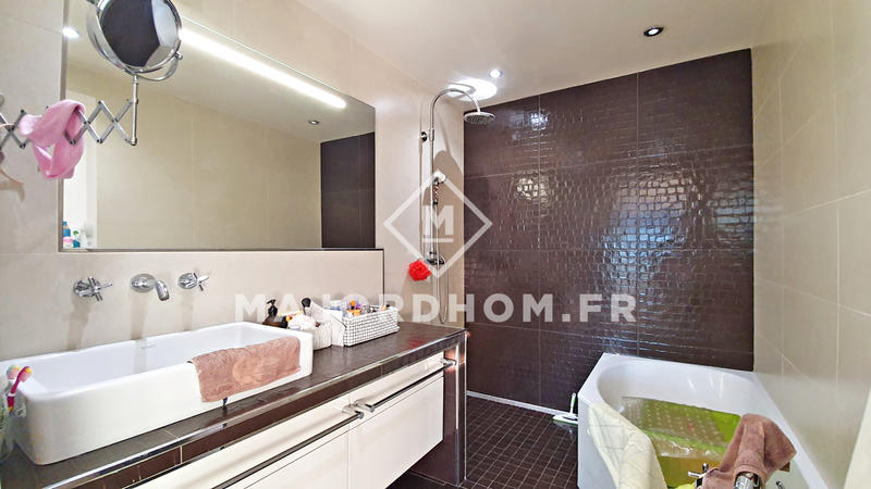 Appartement - 133 m² - 5 pièces