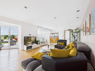 Maison - 163 m² - 6 pièces