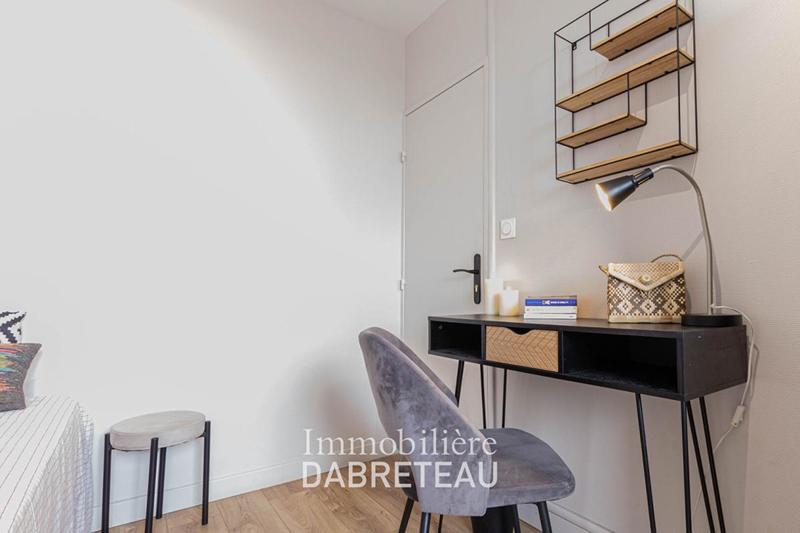 Appartement - 107 m² - 7 pièces