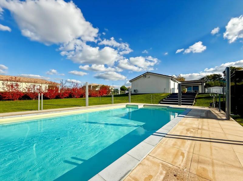 Maison - 160 m² - 5 pièces