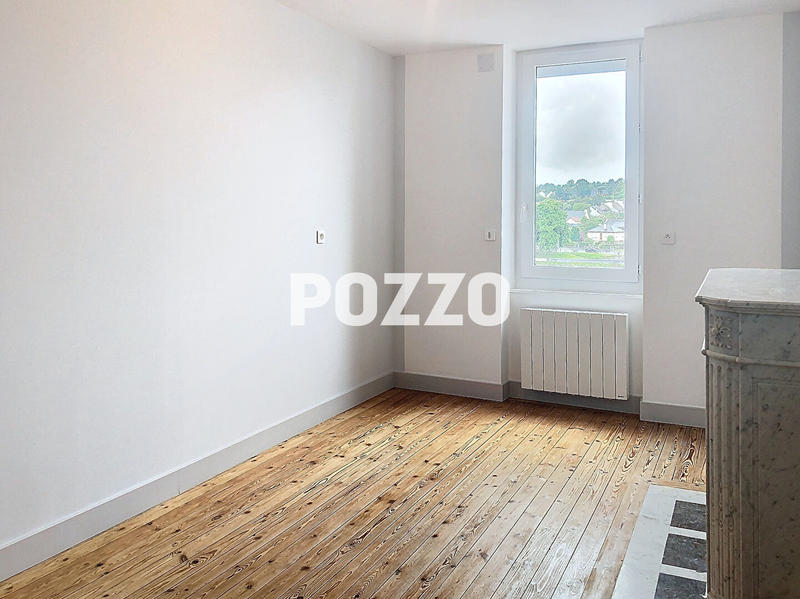 Maison - 181 m² - 7 pièces