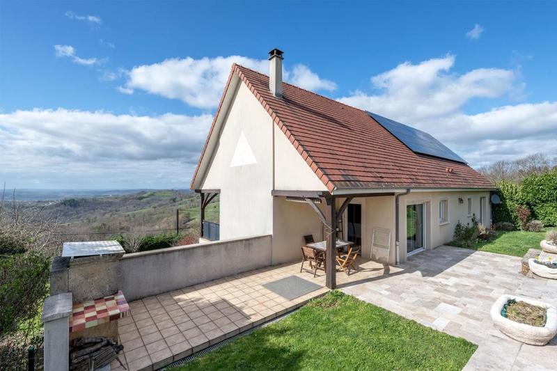 Maison - 170 m² - 7 pièces