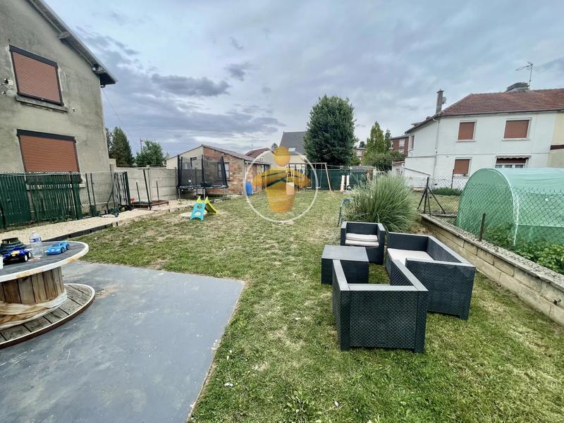 Maison - 110 m² - 5 pièces