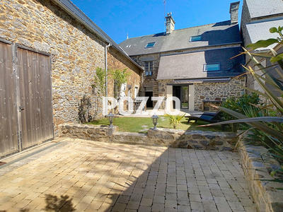 Maison - 380 m² - 11 pièces