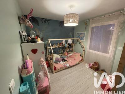 Maison - 186 m² - 9 pièces