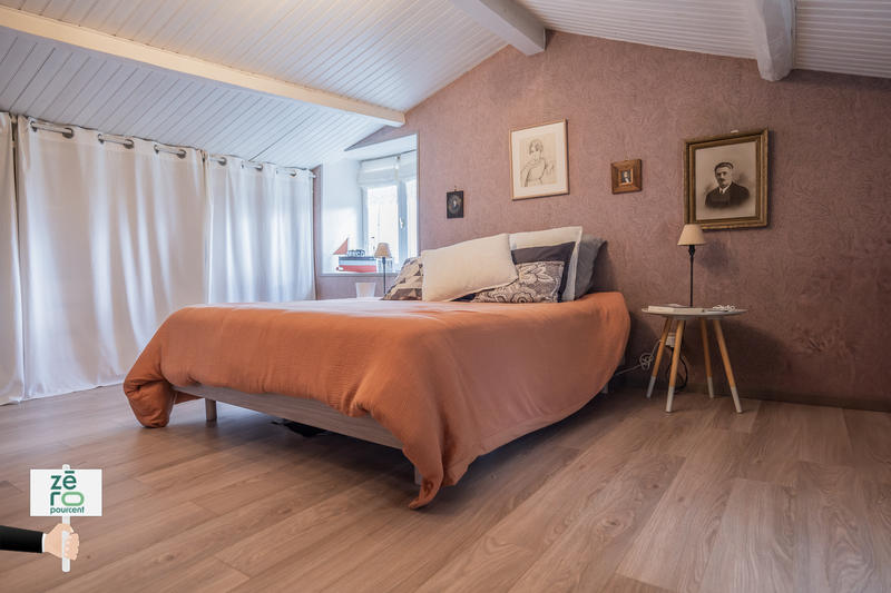 Maison - 143 m² - 5 pièces