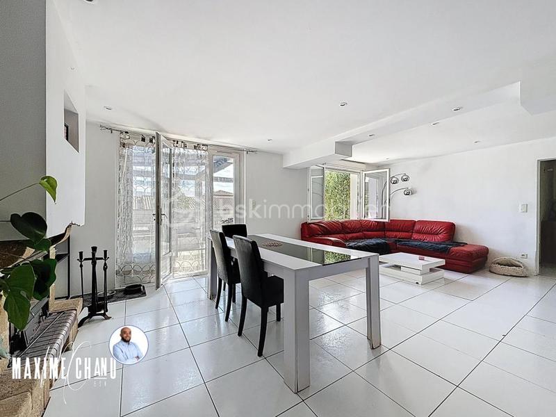 Maison - 90 m² - 4 pièces