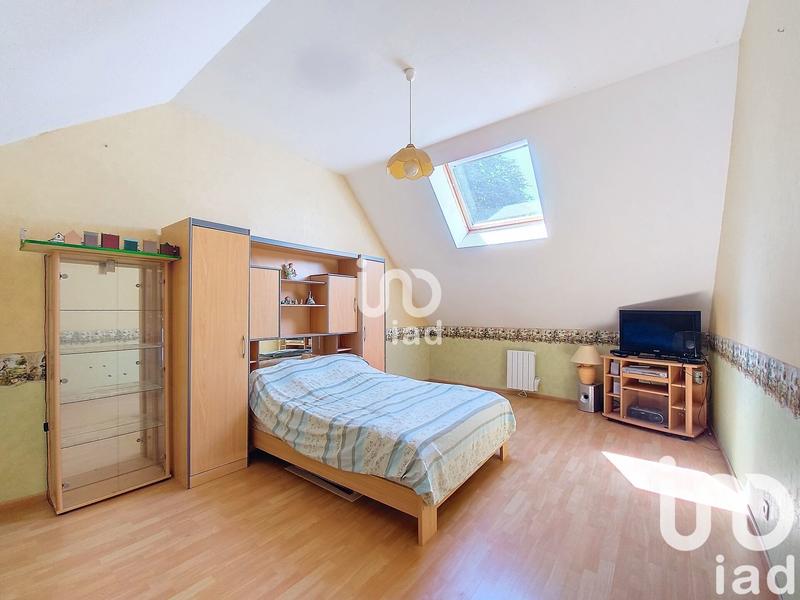 Maison - 247 m² - 10 pièces