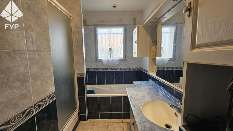 Maison - 141 m² - 6 pièces