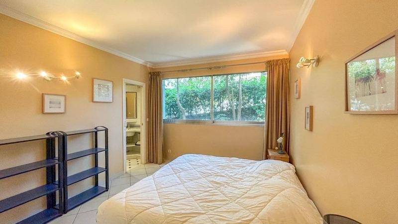 Appartement - 141 m² - 5 pièces