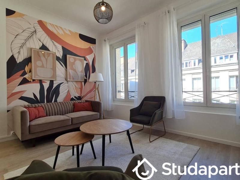 Chambre - 11 m² - 1 pièce