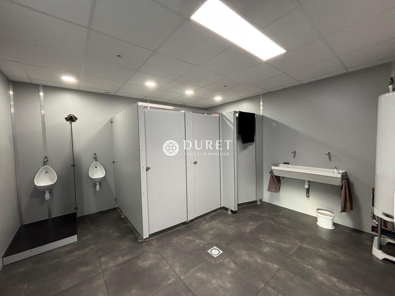 Local d'activités - 2 820 m²