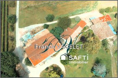 Maison - 147 m² - 6 pièces