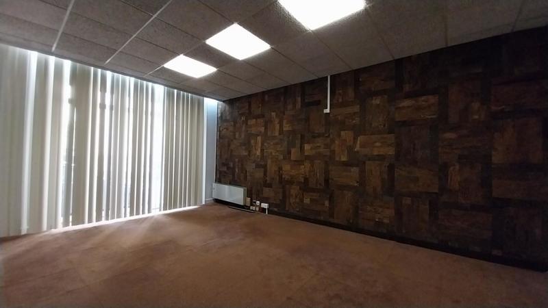 Immeuble - 238 m² - 13 pièces