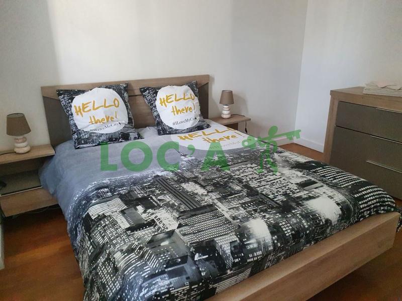 Appartement - 80 m² - 4 pièces