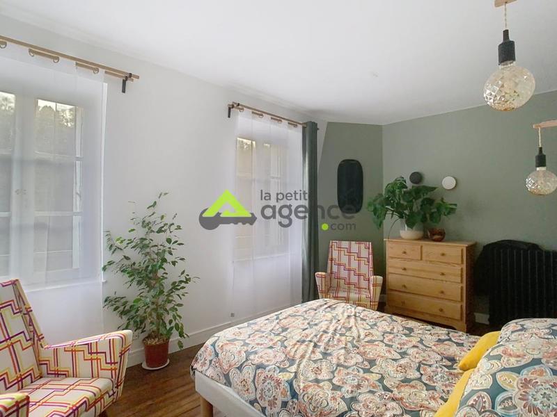 Maison de maîtres - 266 m² - 9 pièces