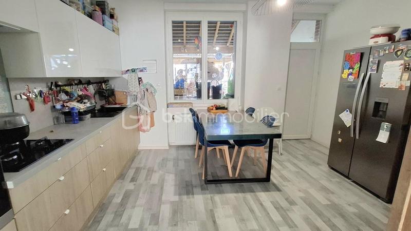 Maison de ville - 146 m² - 6 pièces