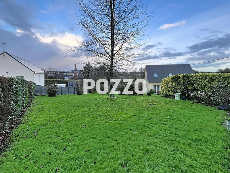 Maison - 90 m² - 5 pièces