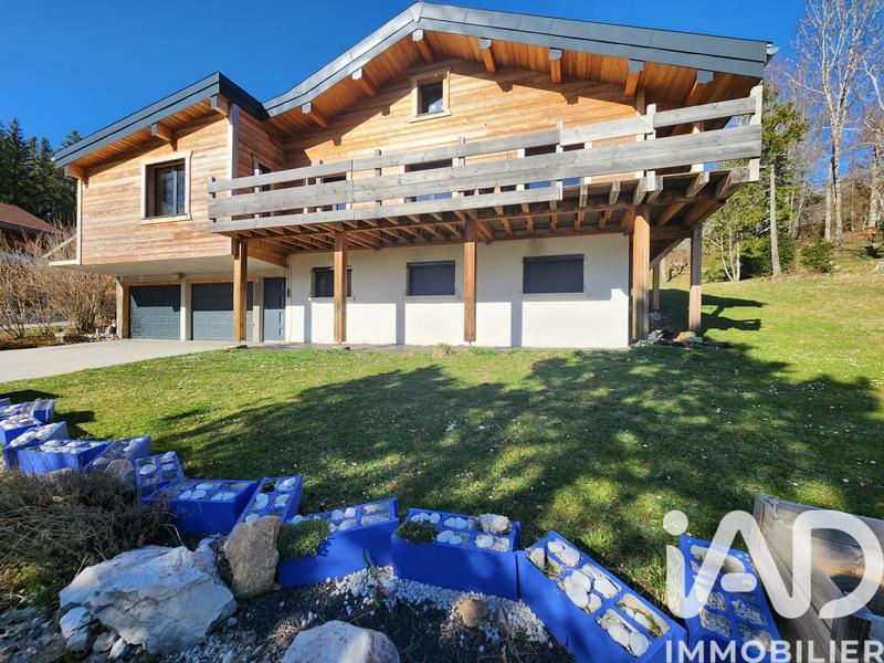 Châlet - 174 m² - 6 pièces