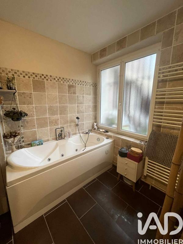 Maison de village - 125 m² - 4 pièces