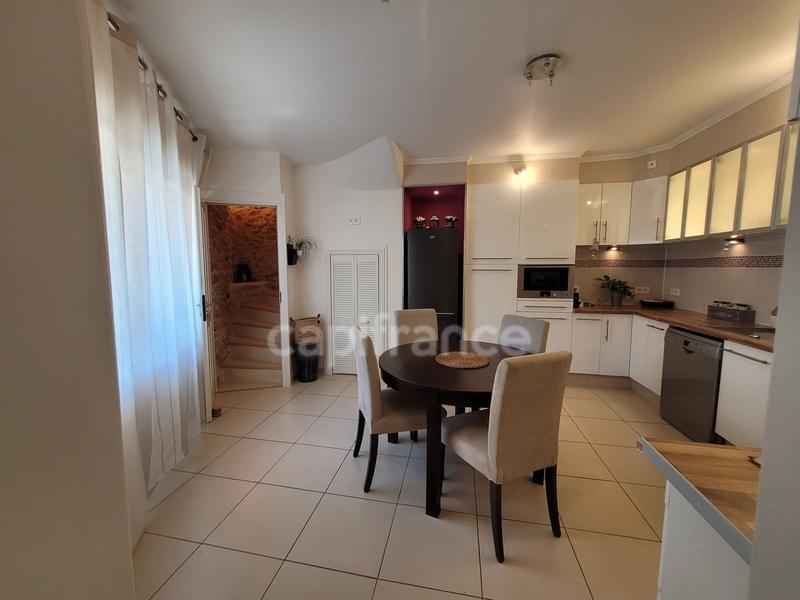 Maison - 96 m² - 5 pièces